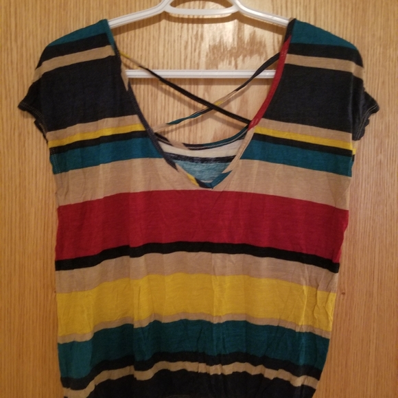 Candy Couture women's colorful blouse with criss cross back, size large - Picture 2 of 3